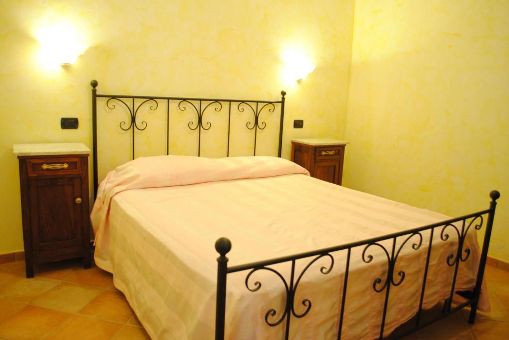 Agriturismo Il Vecchio Carro Campli Стая снимка